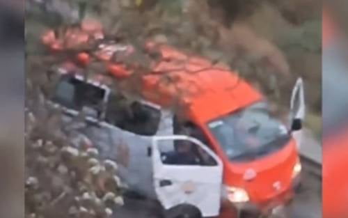 Video: Asalto a combi en Naucalpan, deja una una mujer muerta y una herida de bala